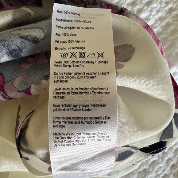 NWT Joules: White Floral Floaty Lightweight Oversized Top: Size US 6 - Picture 5 of 8